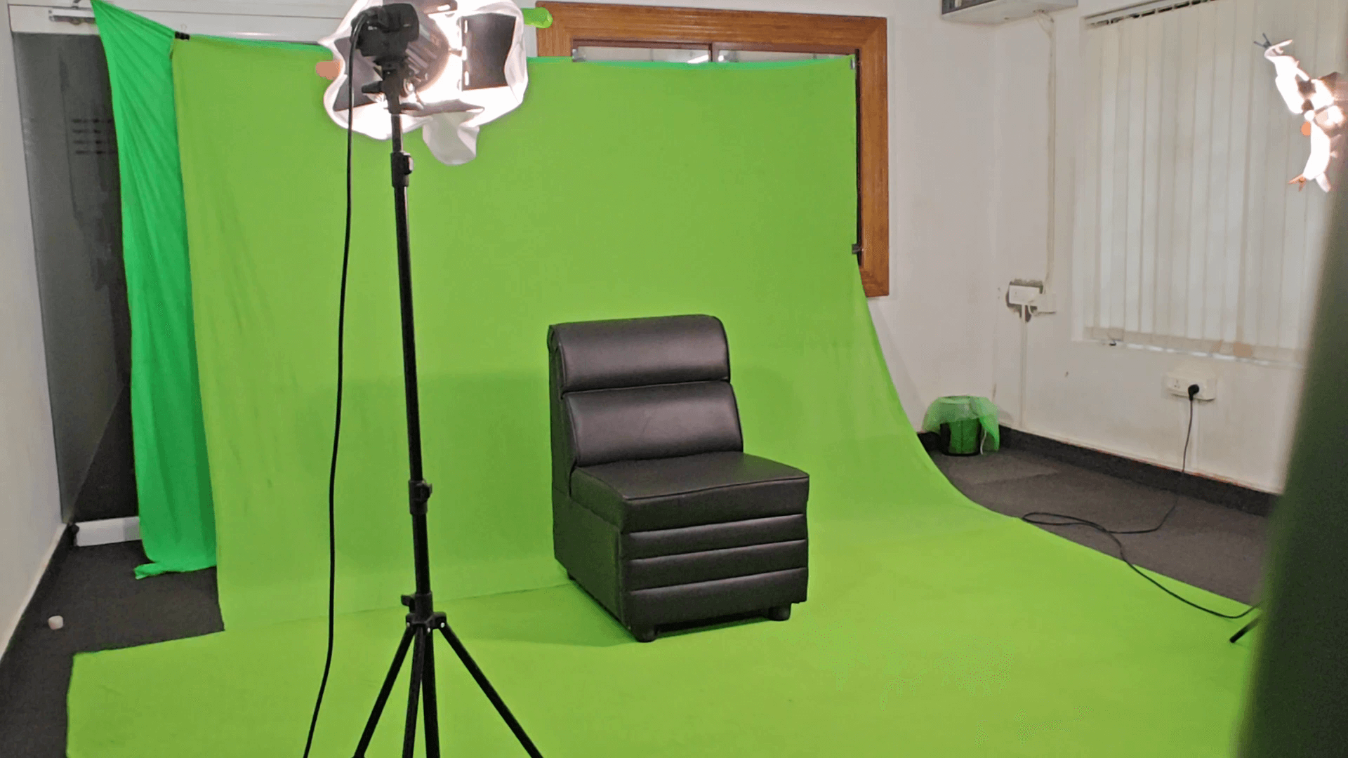 Photorealistic video production - Solutions & Methodology